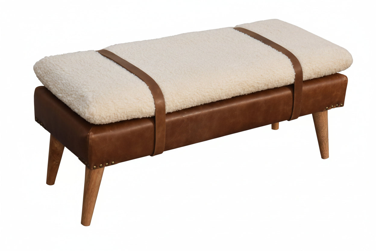 Bouclé-penkki nahkayksityiskohdilla | Ruskea nahka & pehmeä bouclé