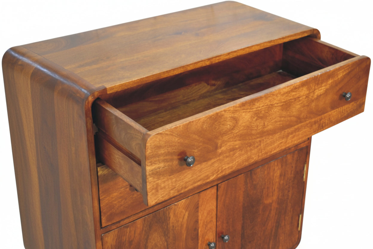 Mangopuinen säilytyskaappi – kastanjan sävy, messinkiyksityiskohdat